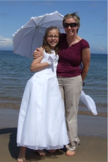 Rachel White and mum Georgina on Shroove beach.